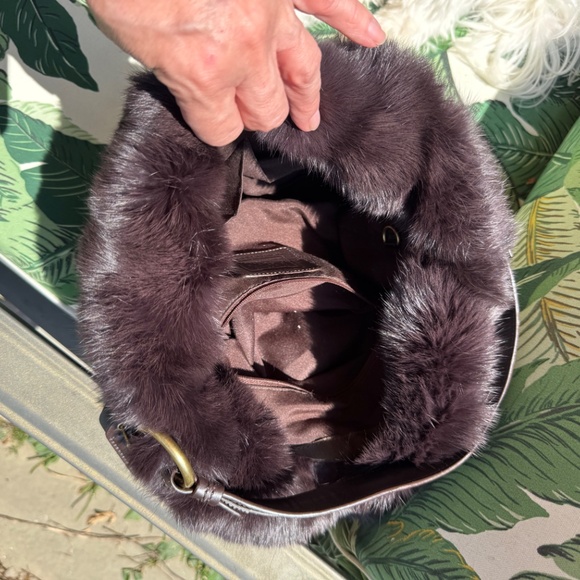 Vintage Limited Edition -Coach Brown Rabbit Fur Nylon Quilted Hobo Bag - Picture 11 of 11